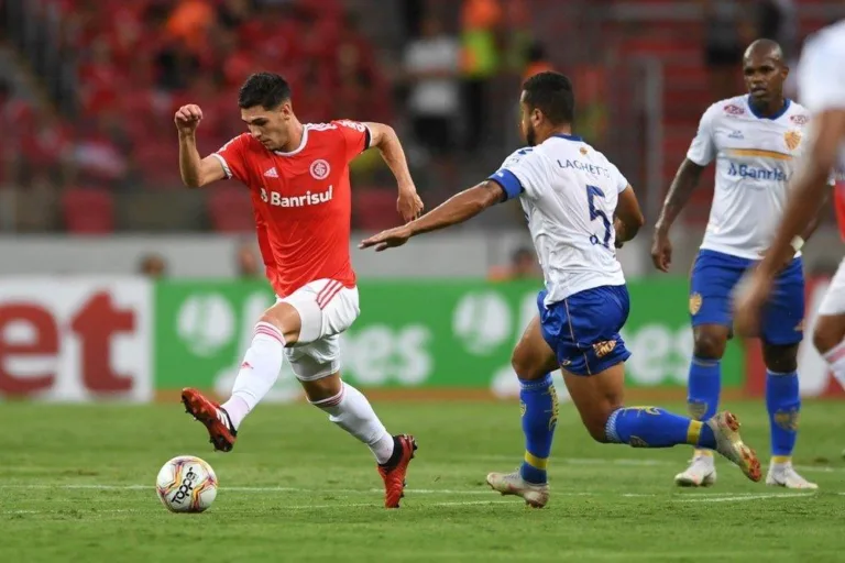 Johnny em ação pelo Inter