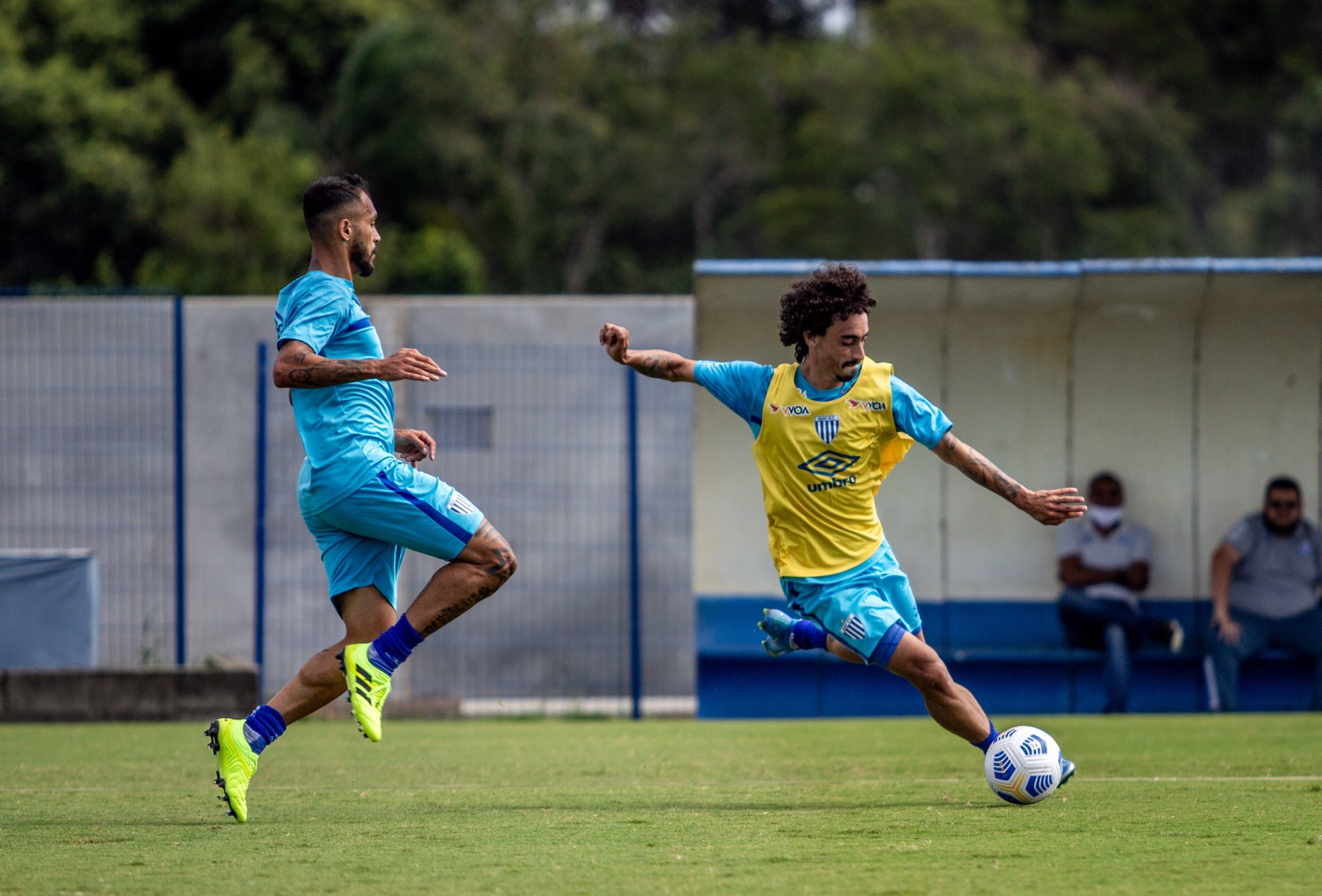 Valdivia em treino no Avaí (Leandro Boeira/
@AvaiFC)