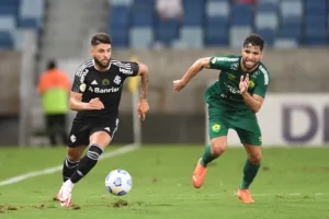Yuri Alberto em ação pelo Inter (Foto: Ricardo Duarte/SCI)