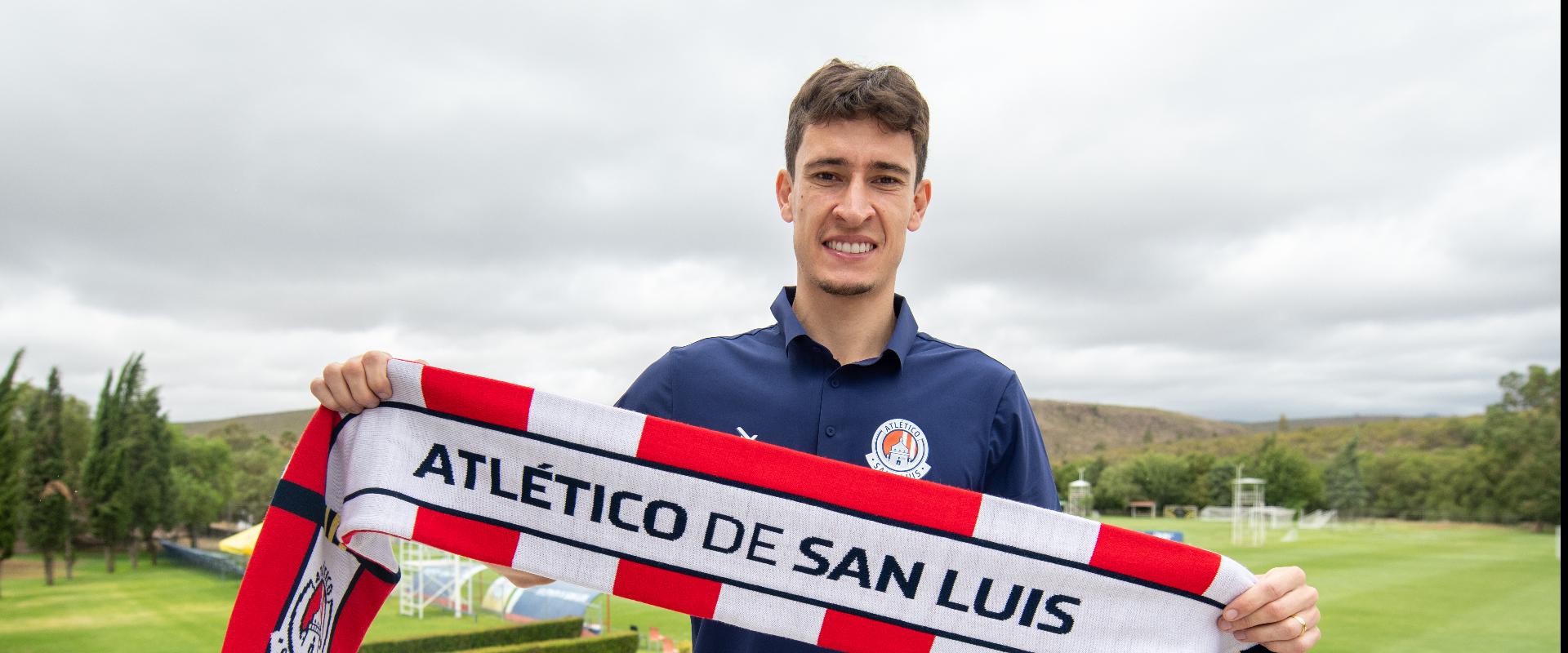 Rodrigo Dourado apresentado no México (Divulgação)