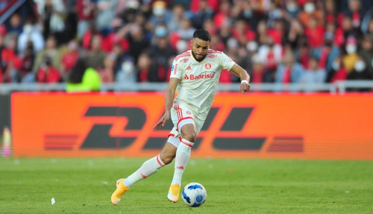 Wanderson em ação pelo Inter (Foto: Ricardo Duarte/SCI)