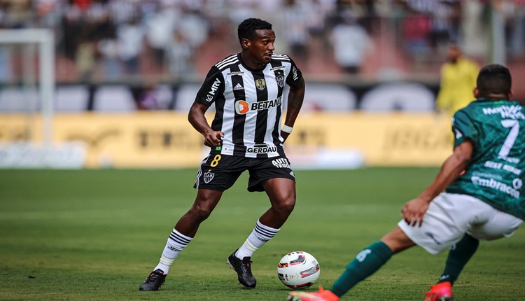 Edenilson em ação no Atlético-MG (📸 Pedro Souza | Flickr Atlético)