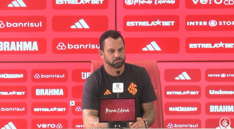 Magrão apresentado no Inter (Reprodução)