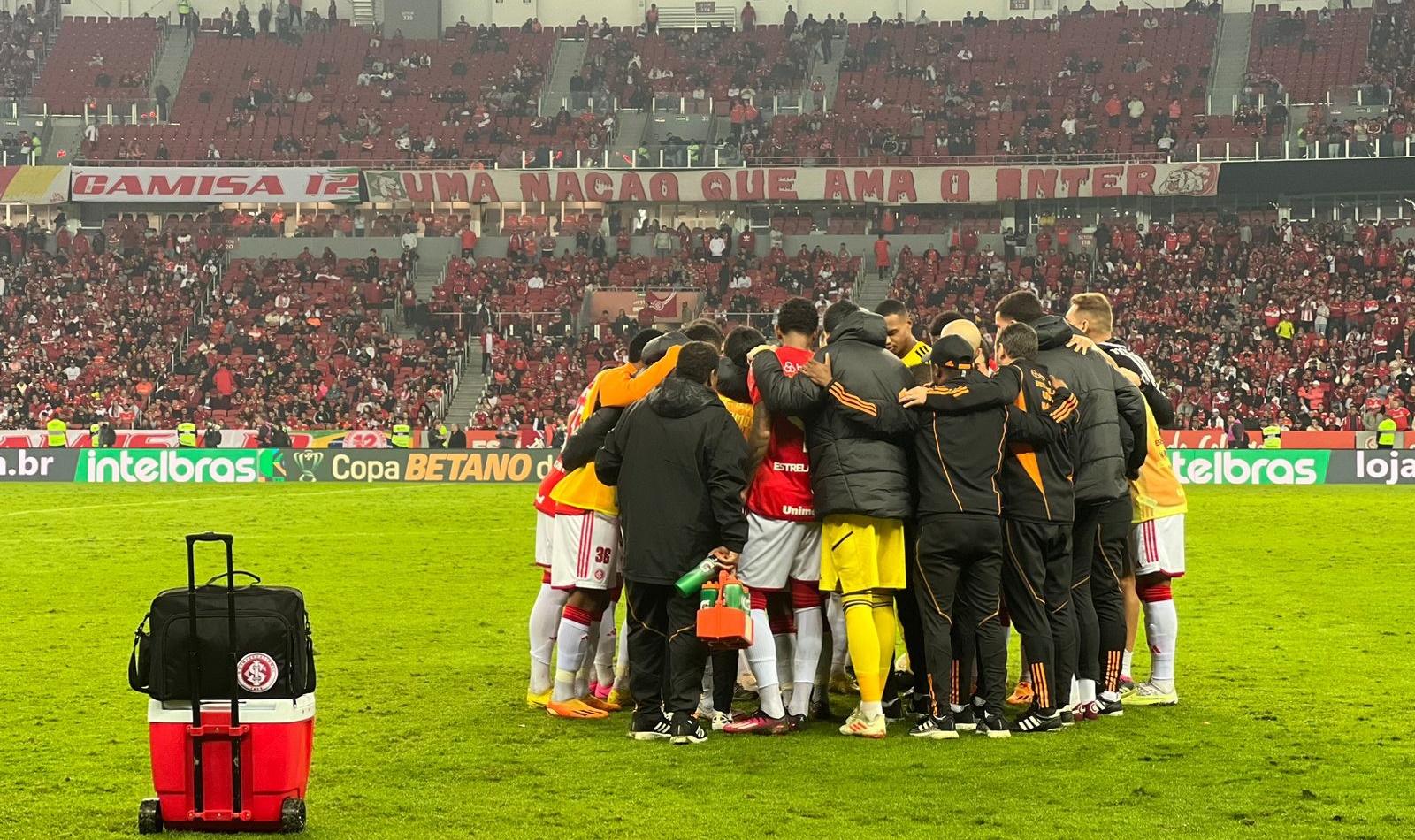 Jogadores do Inter (Divulgação/SCI)