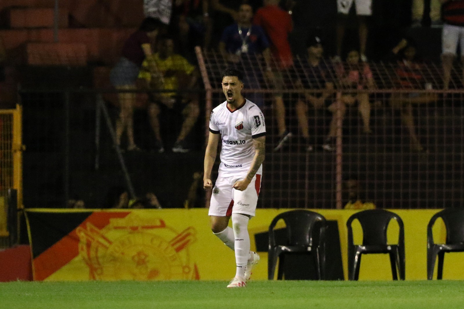 Matheus Cadorini emprestado pelo Ituano (Foto: Marlon Costa)
