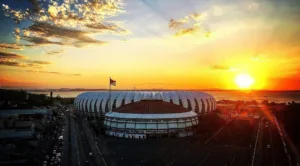 Inter Beira-Rio e Gigantinho pôr do sol (Foto: Ricardo Duarte/SCI)