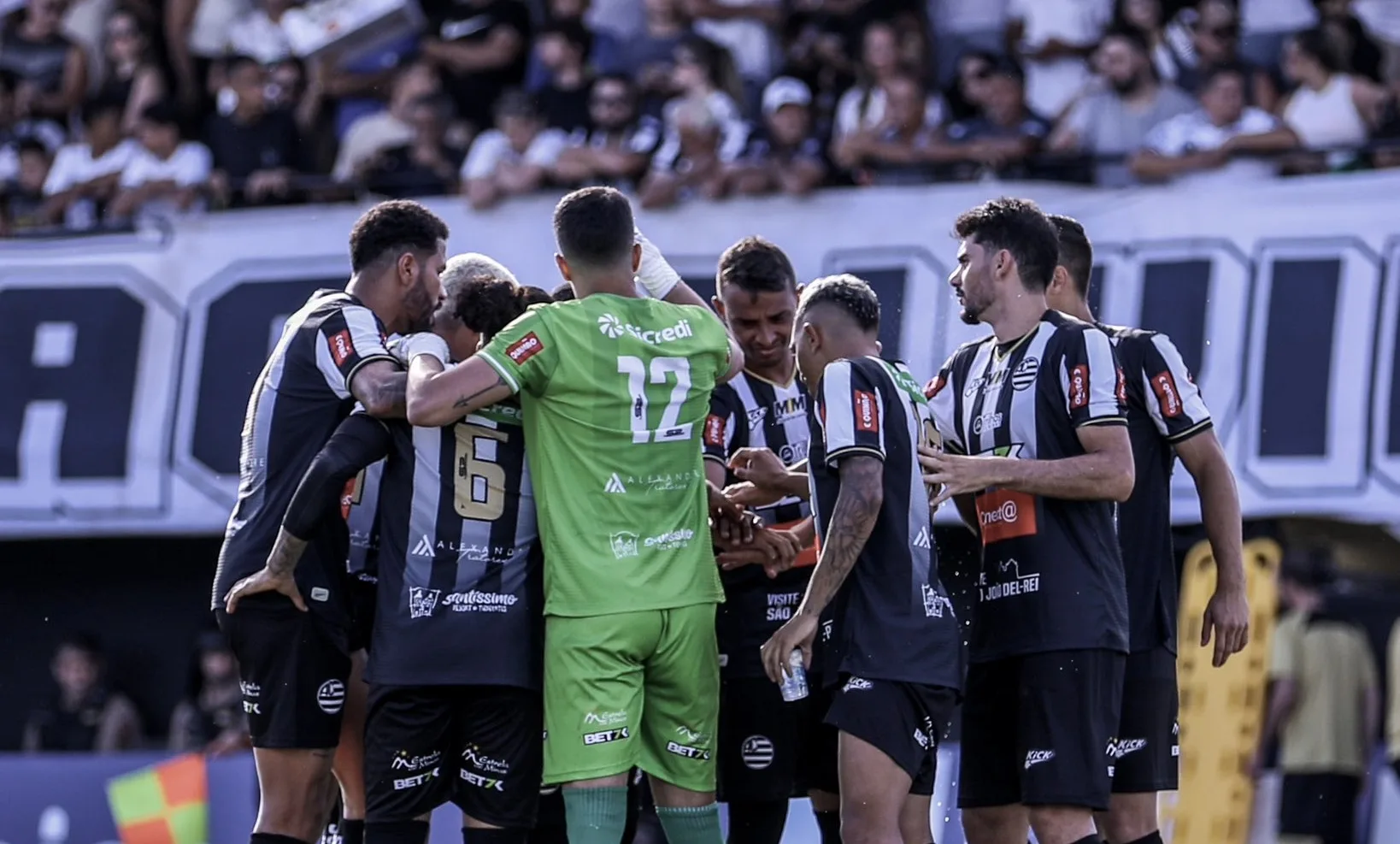 Time do Athletic-MG (Maurício Costa/BH Foto)