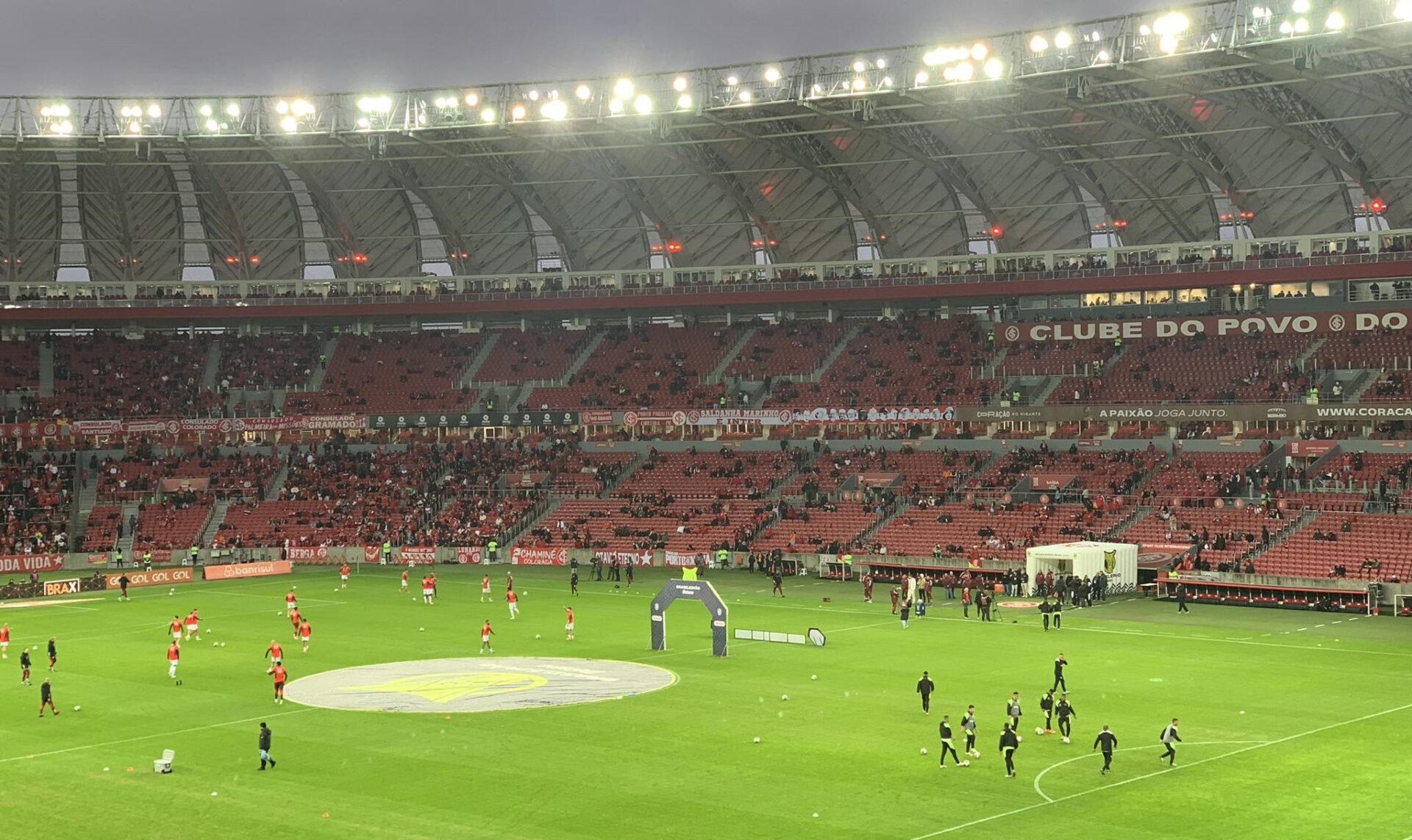 Estádio Beira-Rio antes de partida do Brasilerão