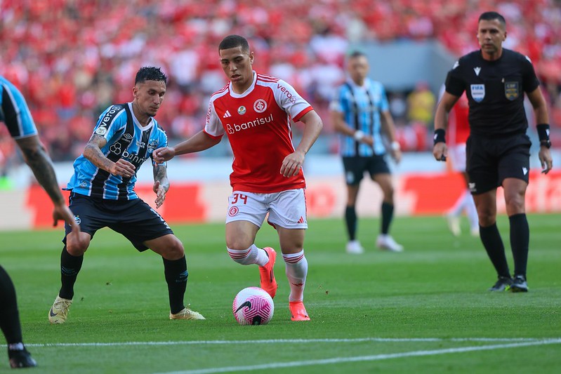 Gabriel Carvalho no Inter no Gre-Nal (Foto: Rafaela Frison)