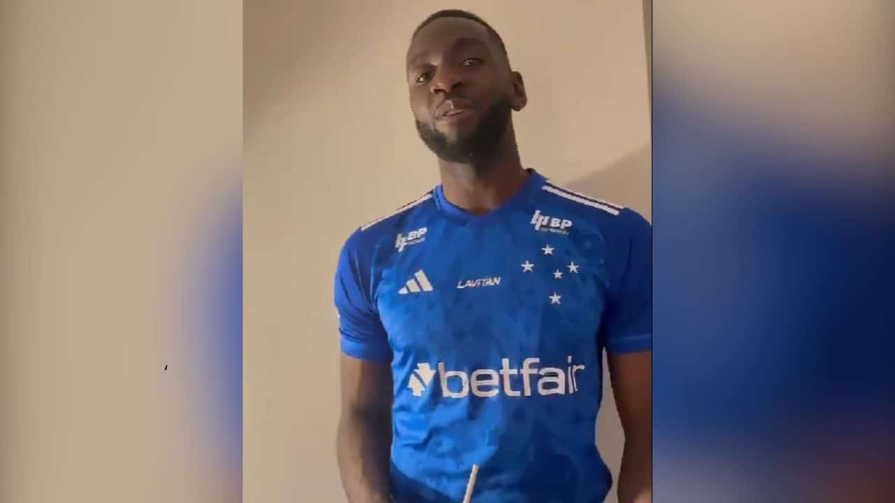 Bolasie trocou o Criciúma pelo Cruzeiro (Foto: Divulgação/Criciúma)