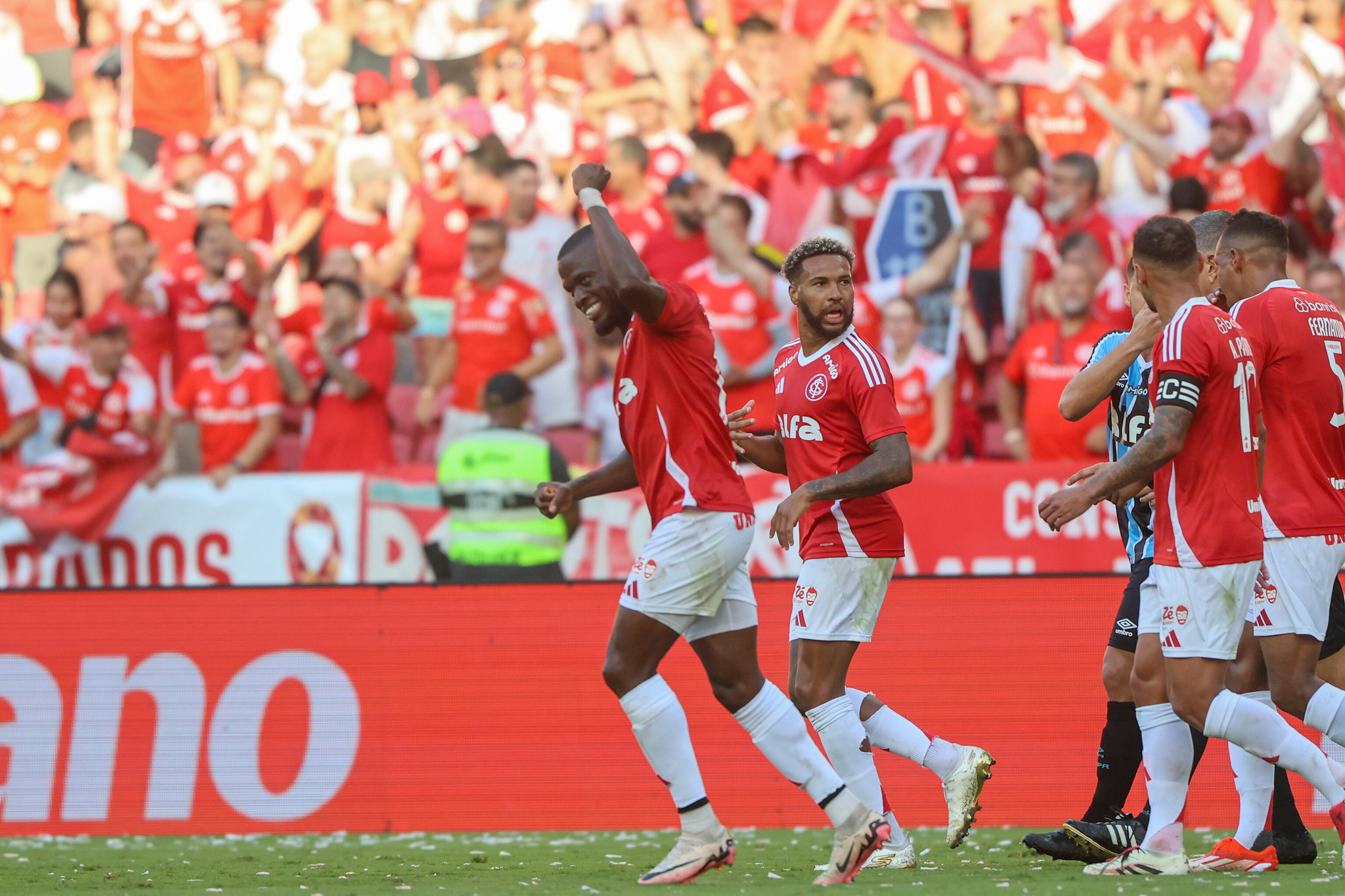 Enner Valencia no Inter no Gre-Nal (Foto: Ricardo Duarte/SCI)