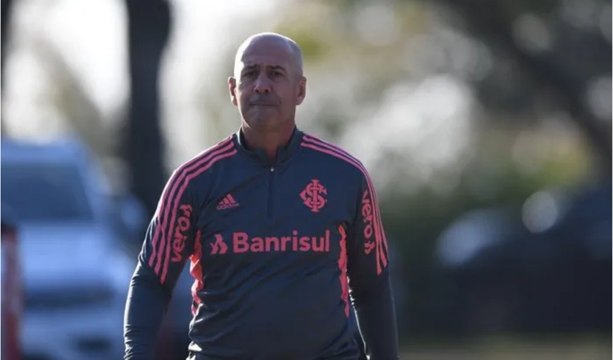 Preparador Flávio de Oliveira no Inter (Foto: Ricardo Duarte/SCI)
