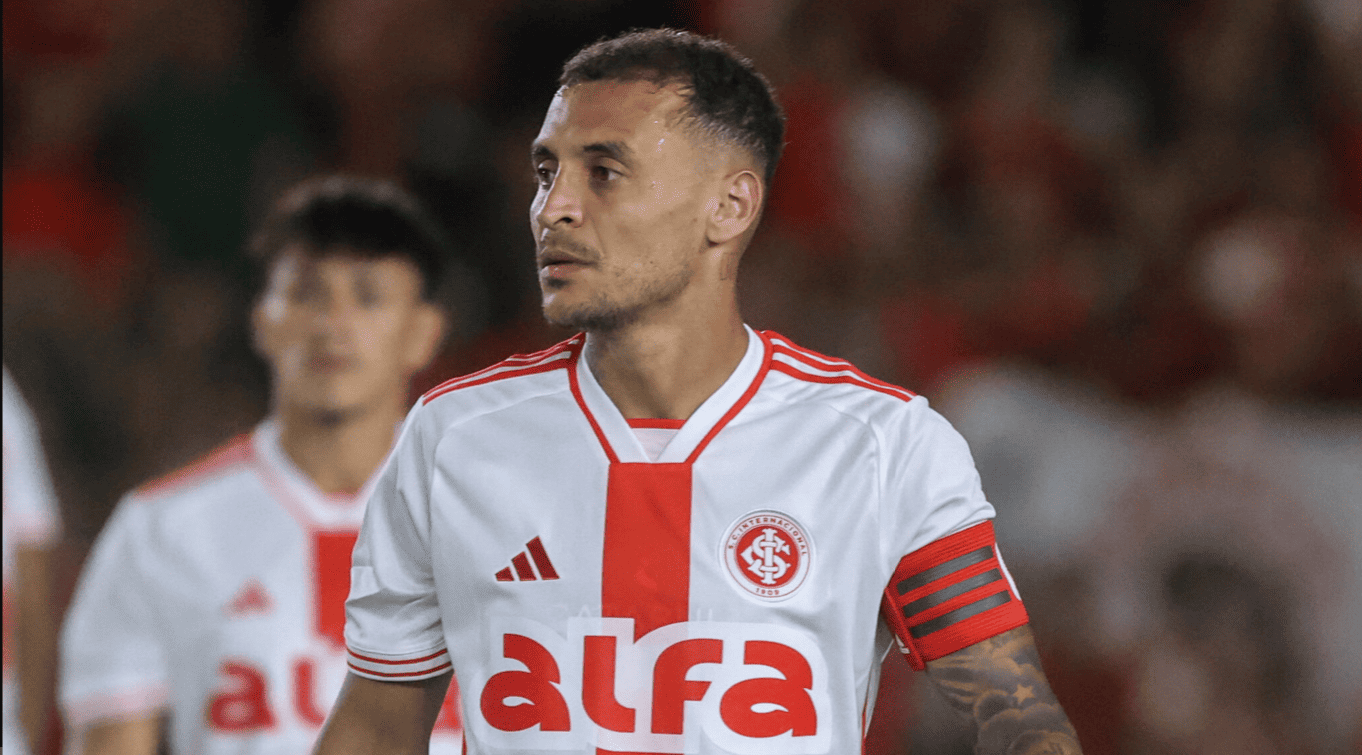 Alan Patrick no Inter (Foto: Ricardo Duarte/SCI)