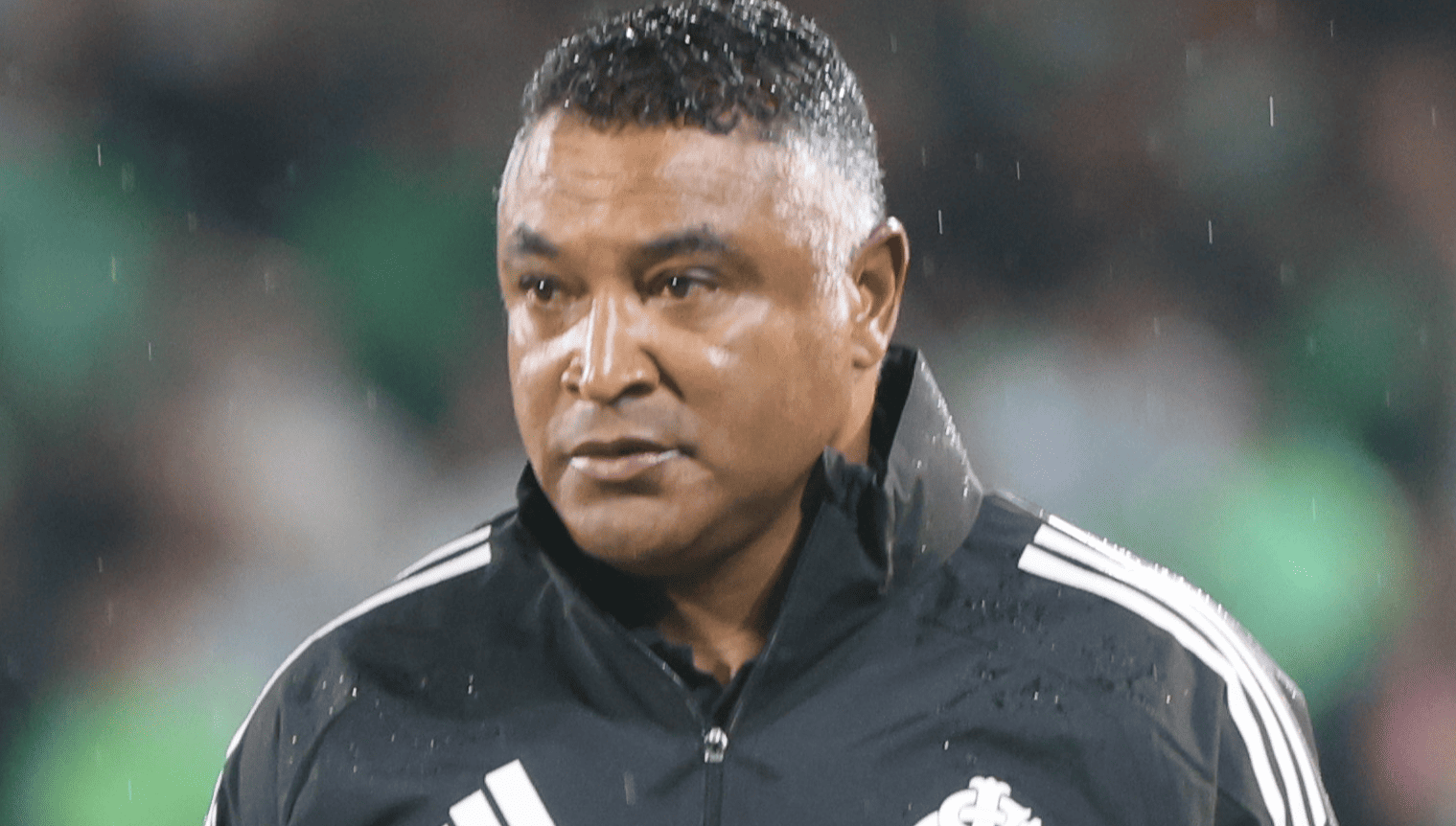 Roger Machado em declaração de Libertadores (Foto: Ricardo Duarte/SCI)
