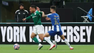 Palmeiras x Porto (Foto: Cesar Greco/Palmeiras) Vitor Roque