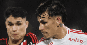 Bernabei em ação contra o Flamengo