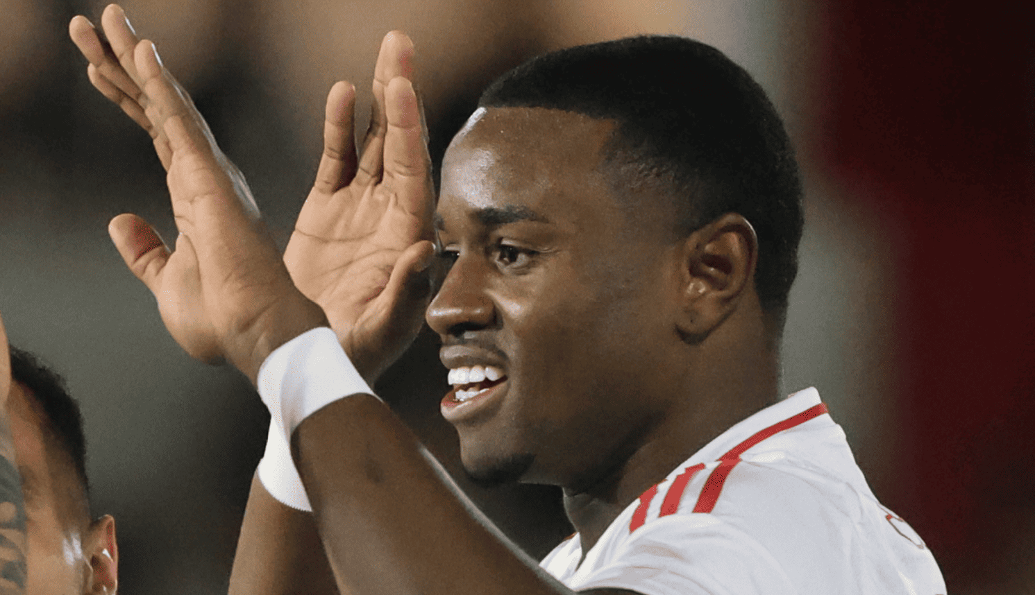 Ricardo Mathias em ação contra o Bragantino