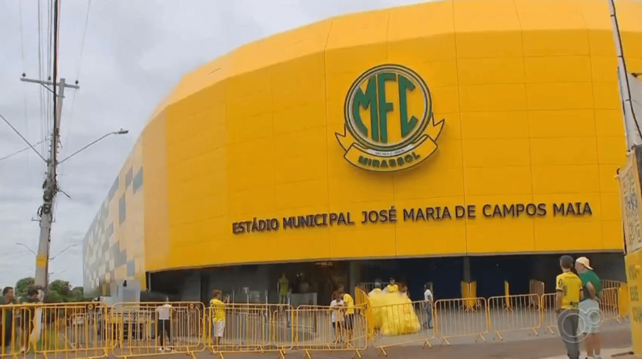 Estádio José Maria de Campos Maia, o Maião, casa do Mirassol