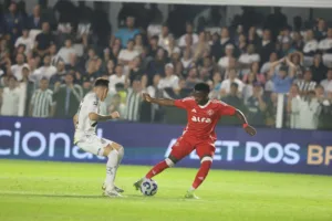 Carbonero pelo Inter contra o Santos