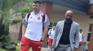 Paulo Pezzolano e Fabinho Soldado no Inter