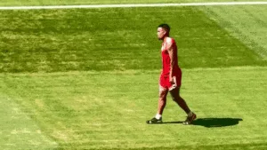 Alerrandro em treino no Inter