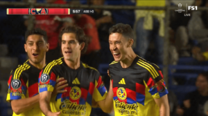 Rodrigo Dourado comemora gol pelo América do México