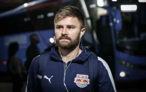 Ex-Inter, Sasha joga pelo Bragantino