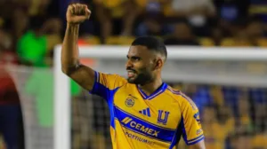 Zagueiro Joaquim no Tigres