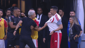 Luis Castro técnico do Grêmio e Paulo Pezzolano treinador do Inter
