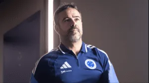 Técnico do Cruzeiro Artur Jorge falou sobre o Inter