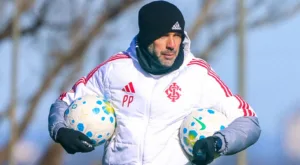 Técnico do Inter Paulo Pezzolano