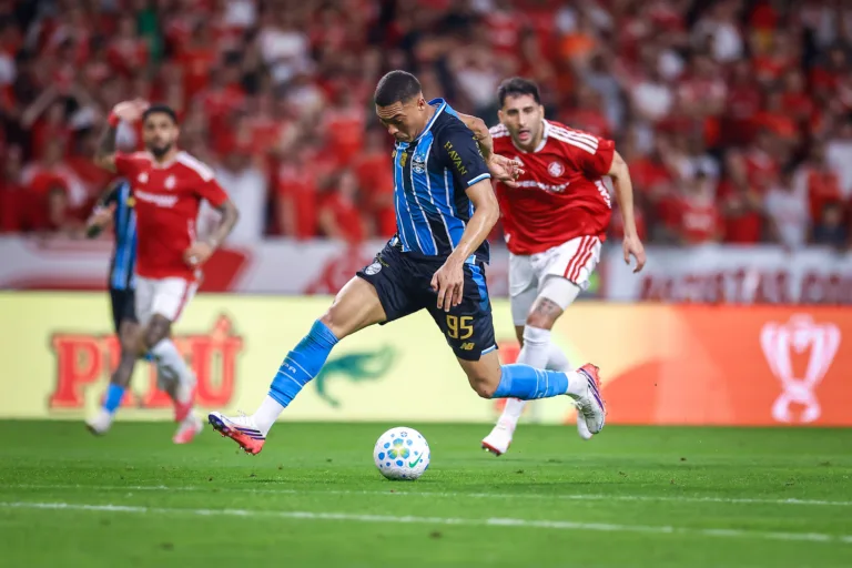 Carlos Vinicius no Gre-Nal