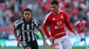 Braian Aguirre pelo Inter contra o Santos
