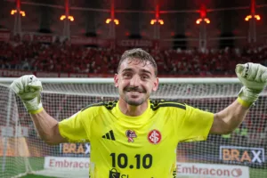 Anthoni após atuação pelo Internacional